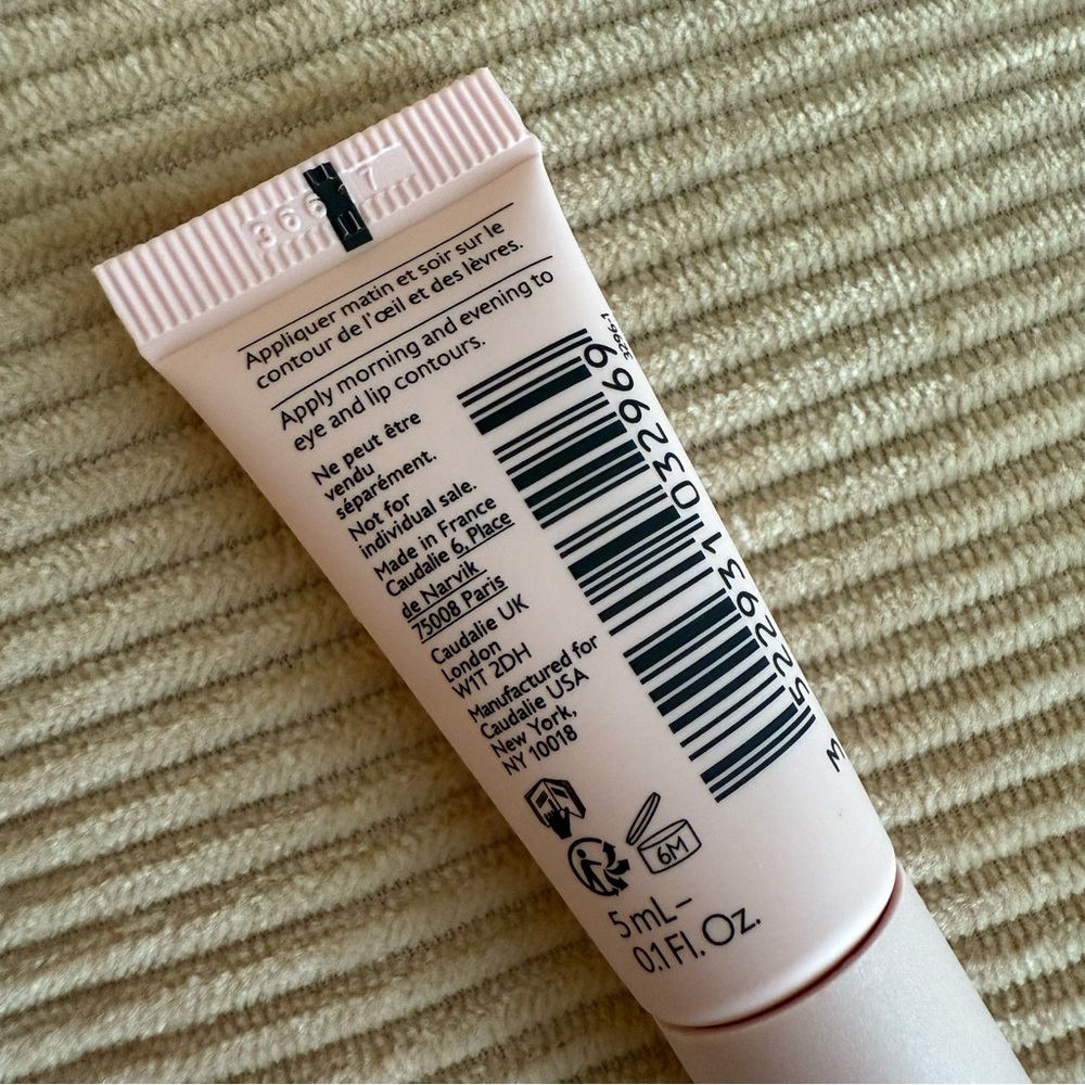 Caudelie Paris Resveratrol-Lift Firming Eye Gel Cream 5 ml / .1 fl oz - Picture 3 of 3